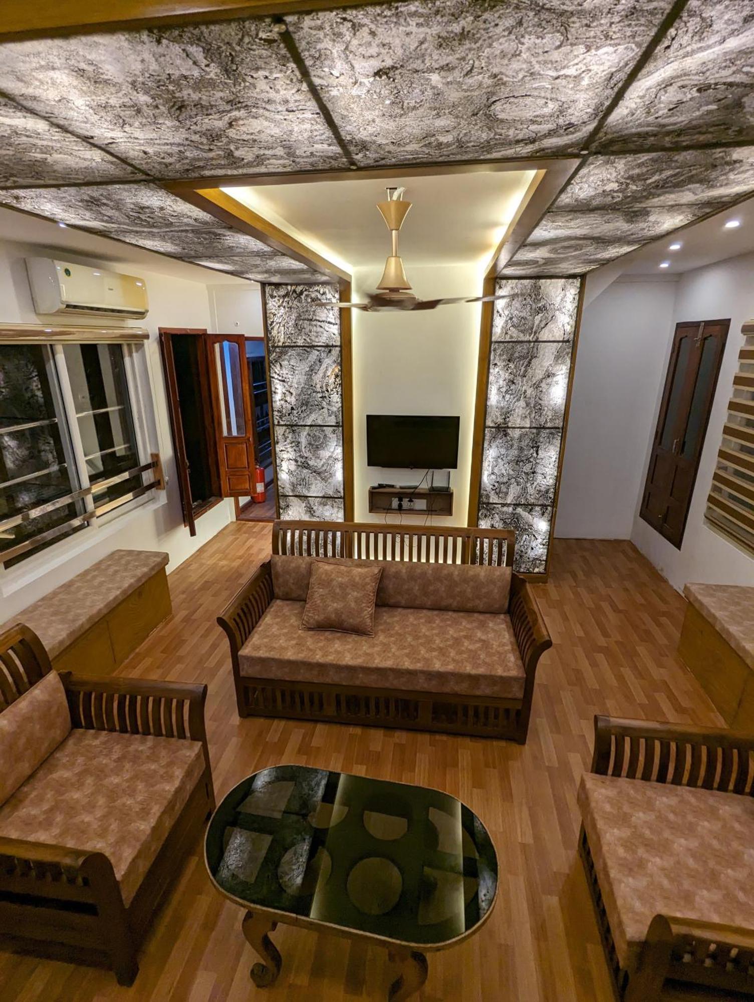 Grand Villa Houseboat Kumarakom Exterior foto